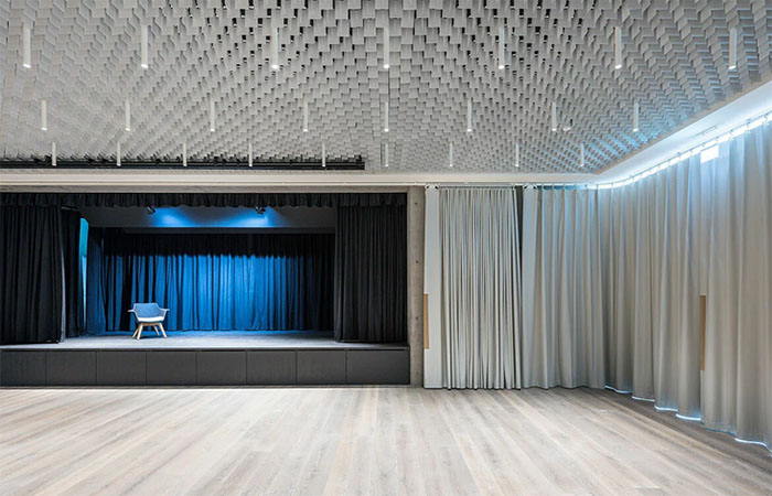 LIVA metal ceiling in a blackbox theater